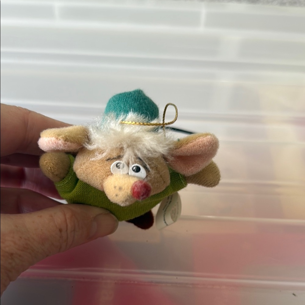 Plush Mouse Ornaments - Gus & Jaq - Picture 5 of 6